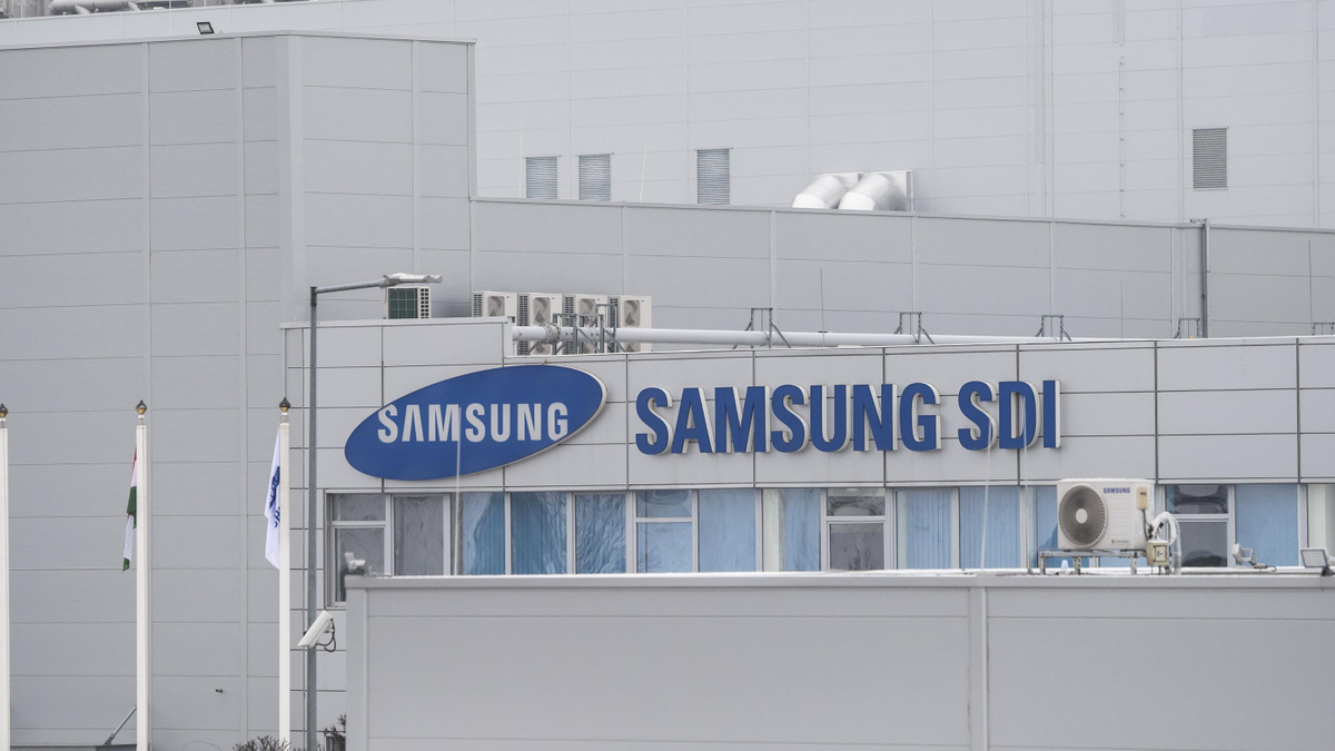 Különleges gazdasági övezetté kellett nyilvánítani Göd városát, mert a ...