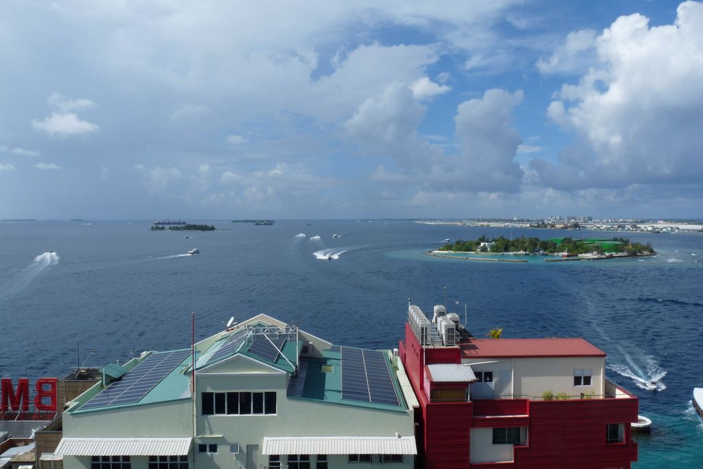 Maldív szigetek Lantos 