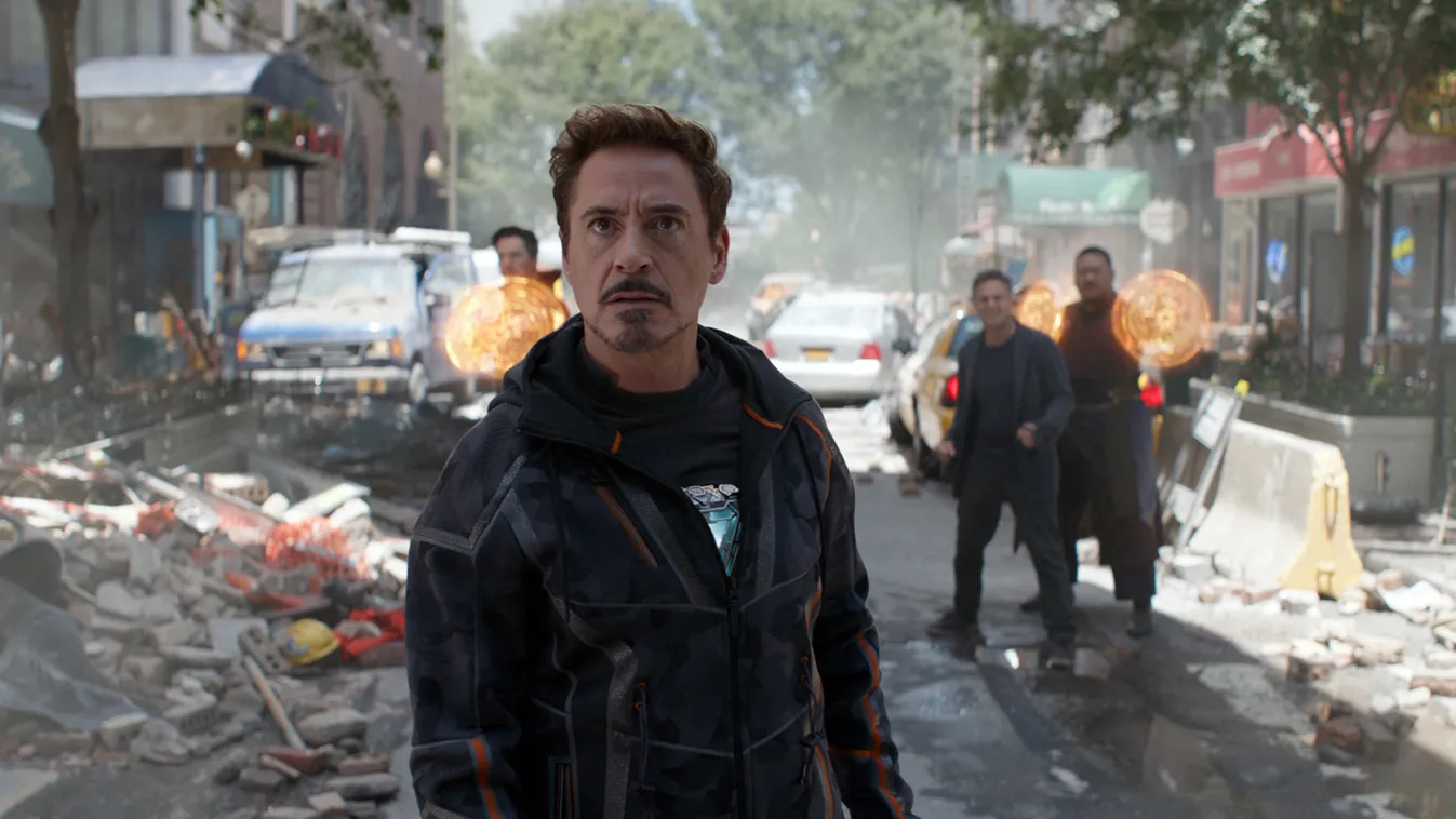 Avengers Infinity war Tony Stark Horizontal panoramic 