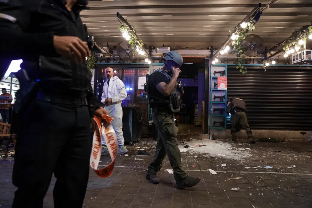 Lövöldözés Tel-Avivban 