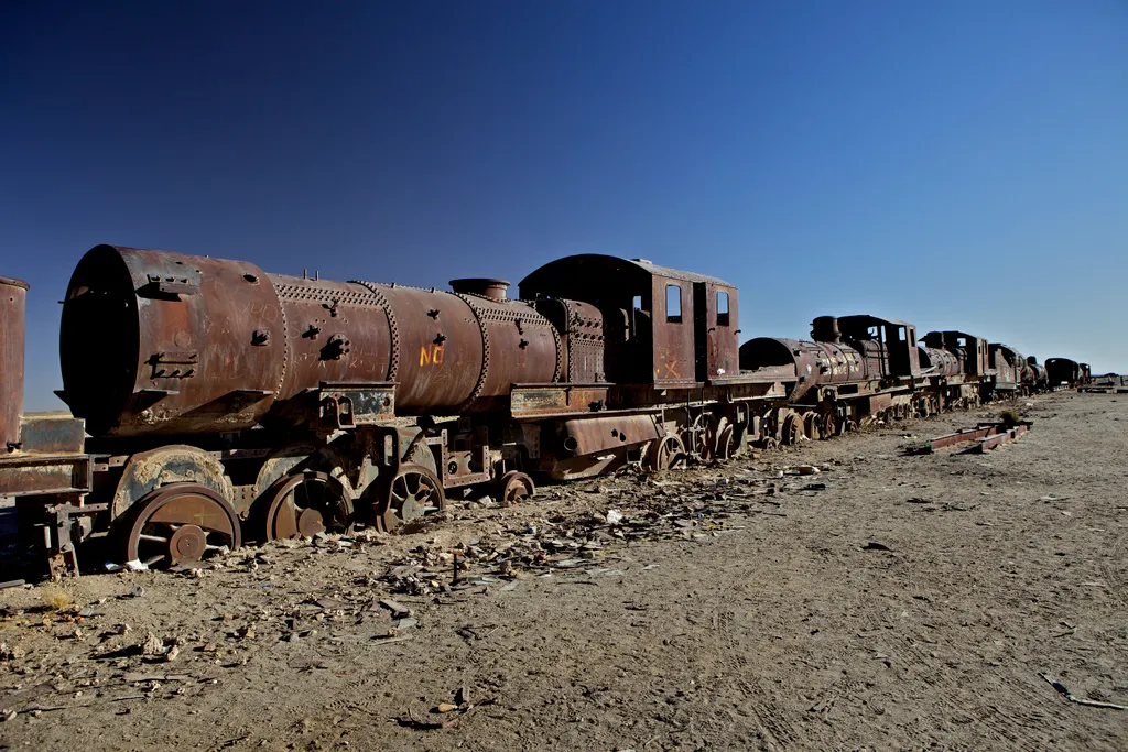 Elhagyatott vonattemető Bolíviában, Uyuni, galéria, 2022 