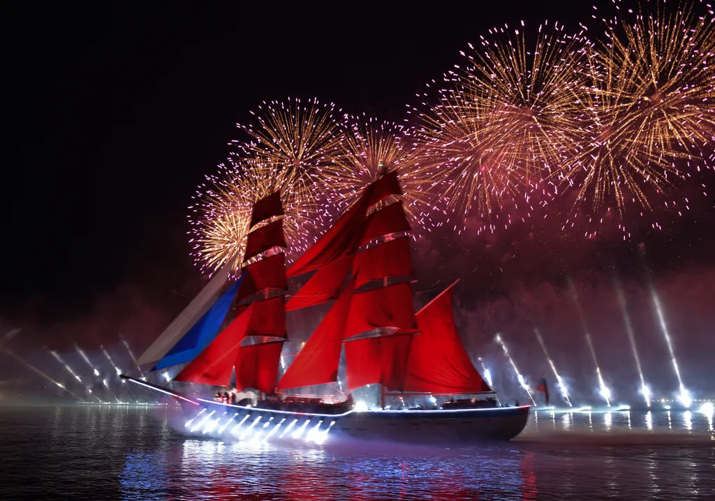 2021, hajó, tűzijáték, fesztivál, vitorlás, Oroszország, Szentpétervár 