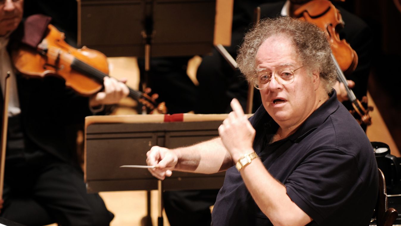 Met Opera sacks legendary conductor Levine after abuse probe Horizontal 