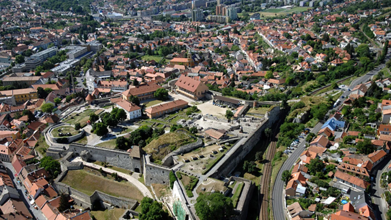 török hódoltság, Eger történelmi belvárosának részlete a várral, egri vár 