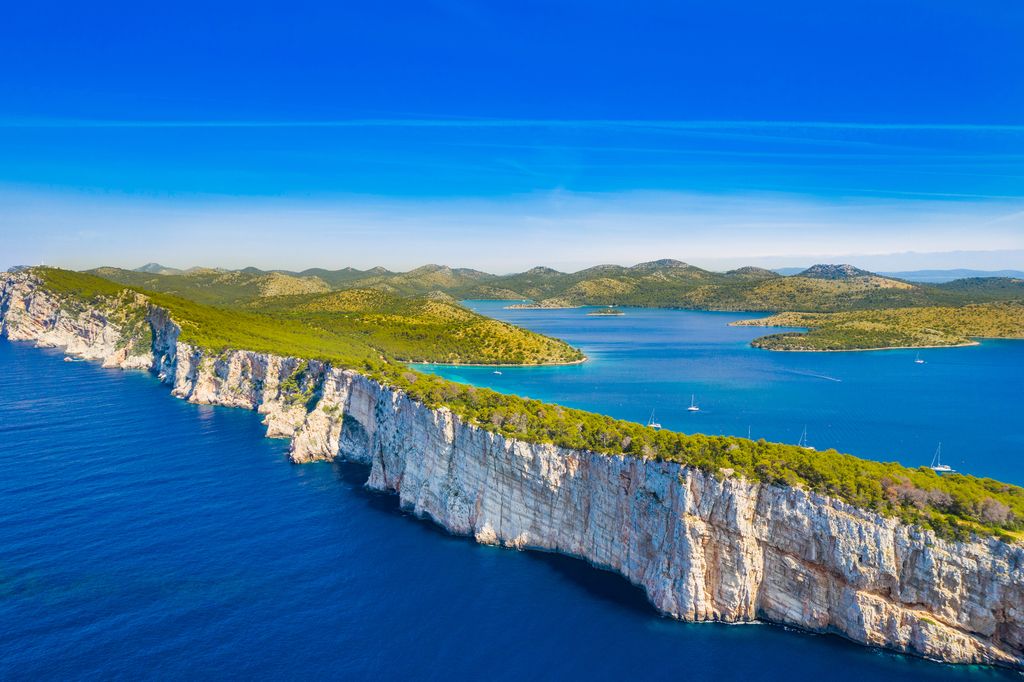 Telascica Nemzeti Park, Adriai tenger, Dugi sziget 