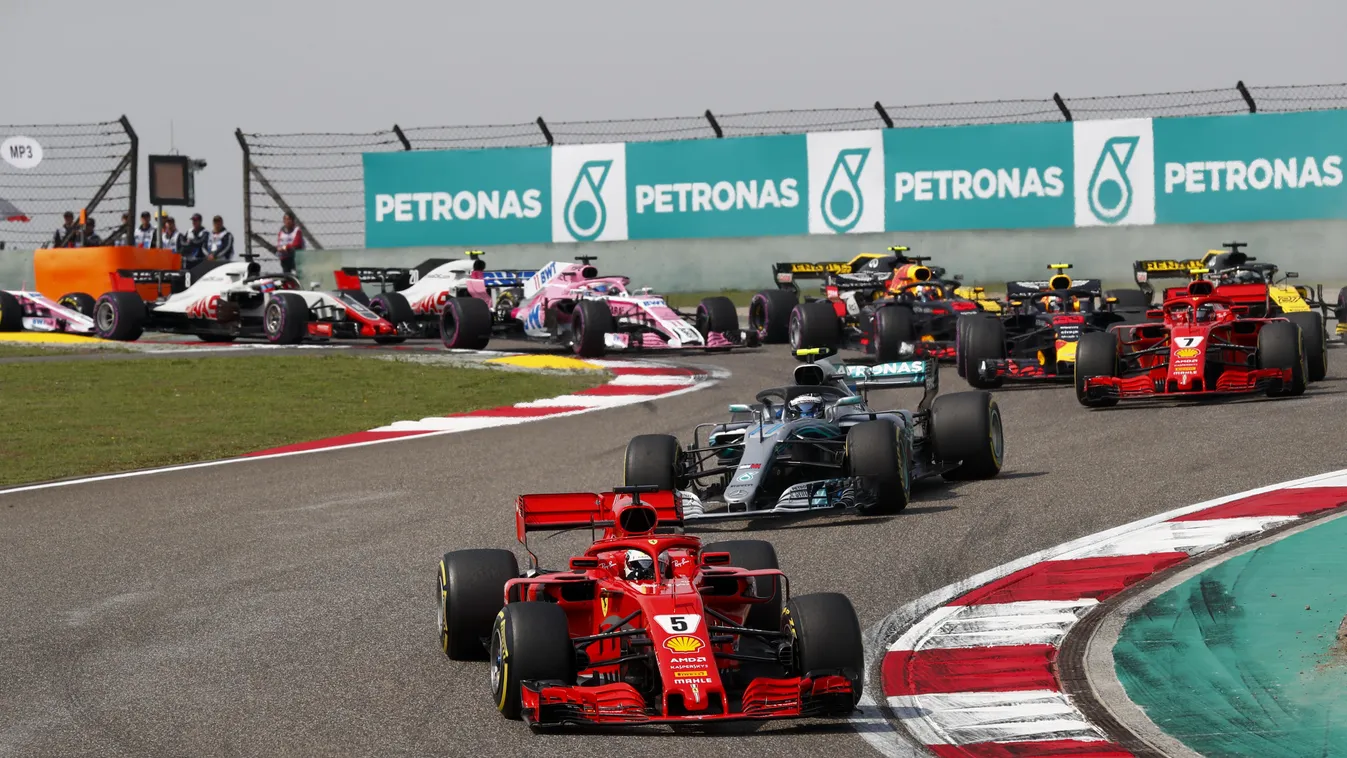 A Forma-1-es Kínai Nagydíj, rajt, Sebastian Vettel, Scuderia Ferrari, Valtteri Bottas, Mercedes-AMG Petronas 