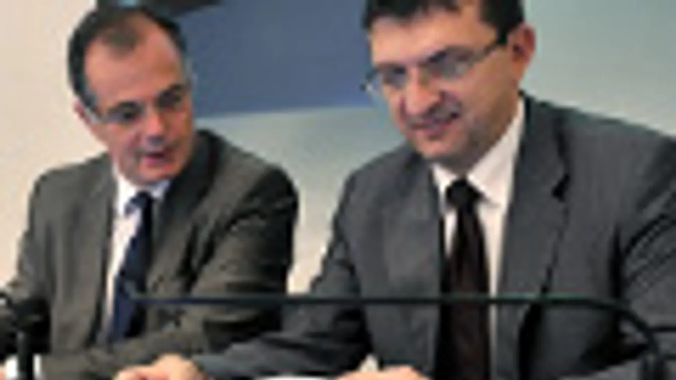 A 2013. évi költségvetés előzetes értékelése konferencia, Simor András és Domokos László (Állami Számvevőszék)