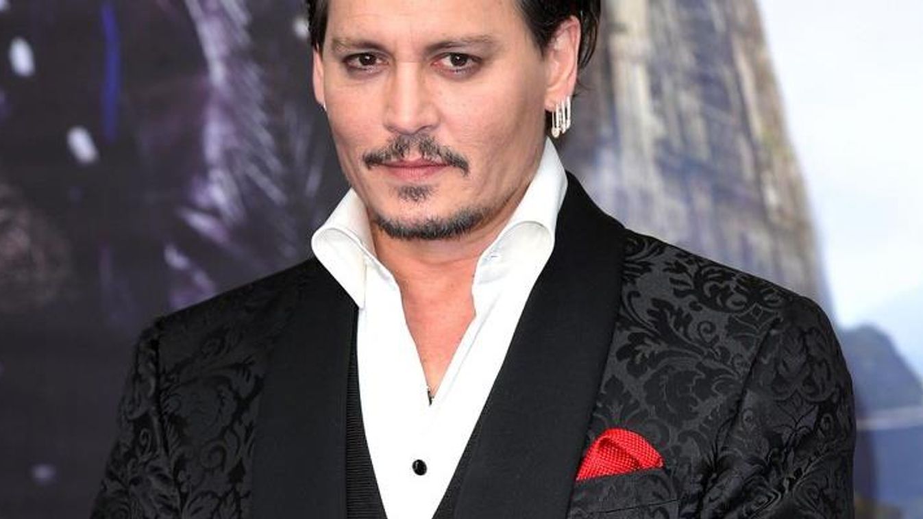 "Alice Through The Looking Glass" - European Premiere - Red Carpet Arrivals Johnny Depp 