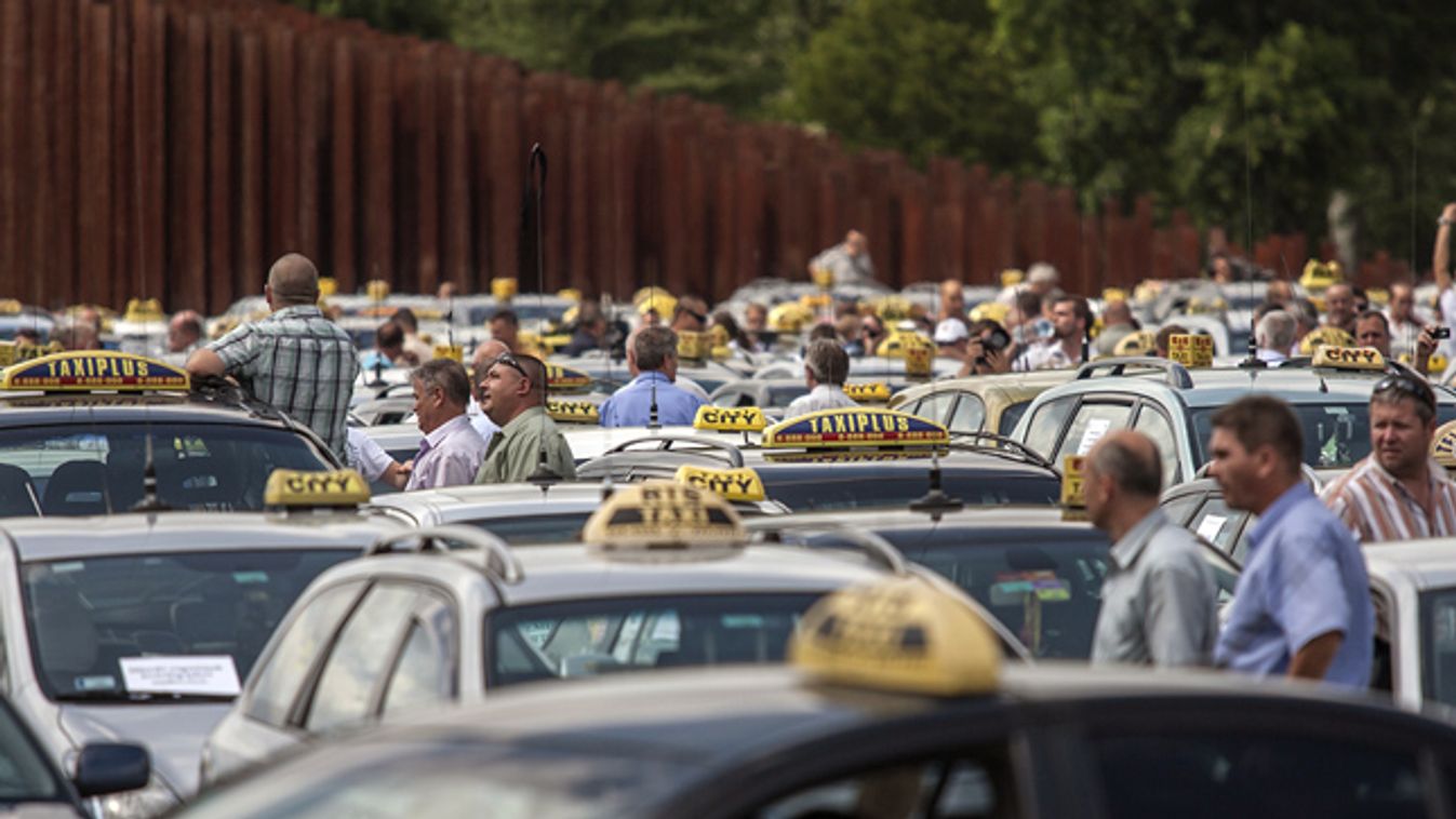 Demonstráció, Forgalomlassító taxisdemonstráció Budapesten 
