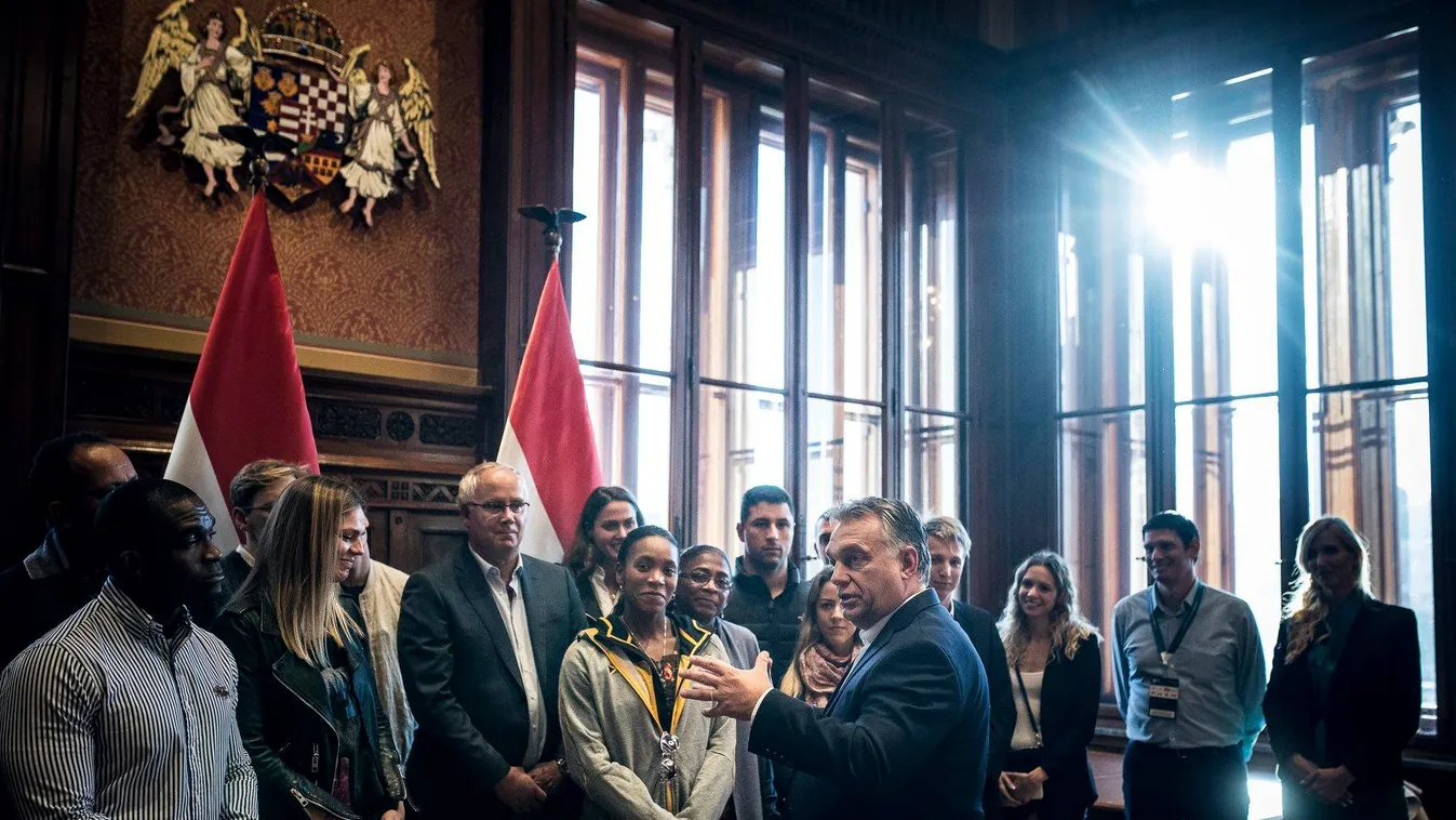 Orbán Viktor parlament 