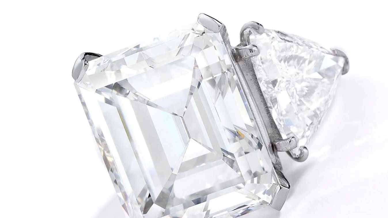 Barbara Sinatra
eljegyzési gyűrű
gyémánt 