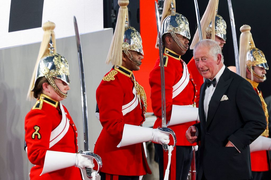 KÁROLY herceg London, 2021. szeptember 28.
Károly walesi herceg, brit trónörökös a Nincs idő meghalni (No Time To Die) című film világpremierjén a londoni Royal Albert Hallban 2021. szeptember 28-án. A 25. James Bond-filmet szeptember 30-tól vetítik a bri