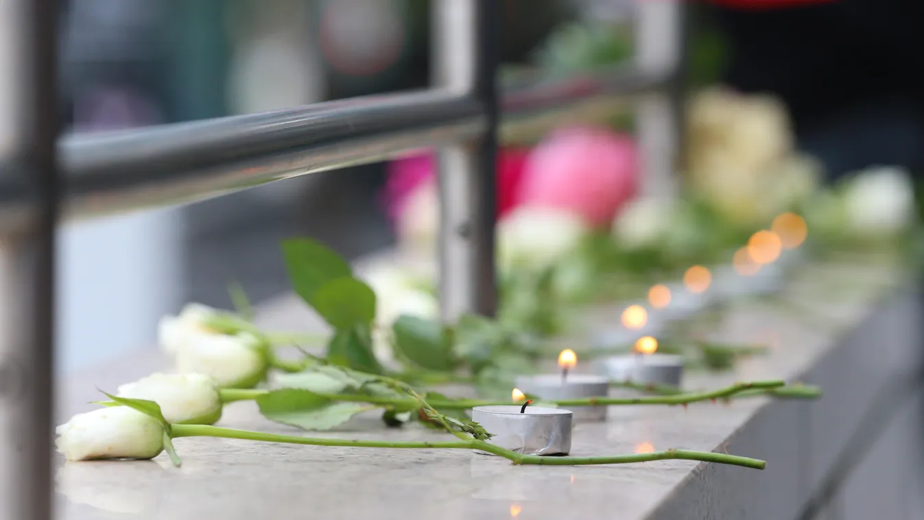 Virágtengerbe borult a tett helyszíne , München, lövöldözés 