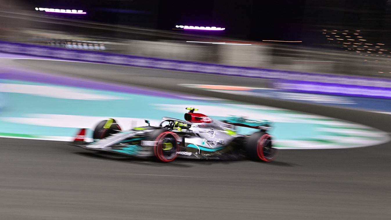 Forma-1, Lewis Hamilton, Mercedes, Szaúd-arábiai Nagydíj 2022, péntek 