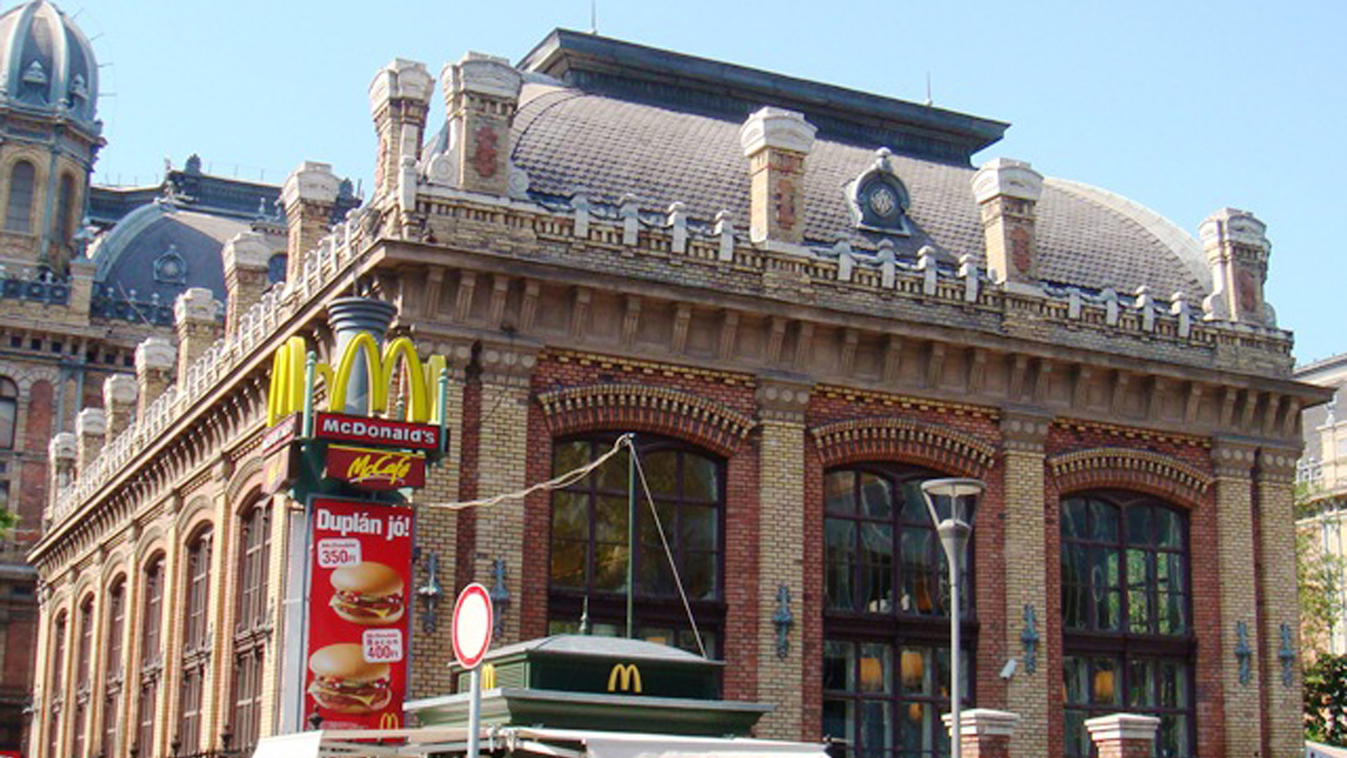 McDonald's éttermek fura helyeken, Nyugati tér, Budapest 