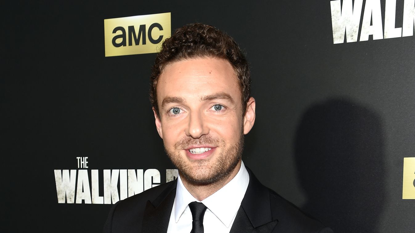 AMC's "The Walking Dead" Season 6 Fan Premiere Event At Madison Square Garden 2015 - Arrivals GettyImageRank3 VERTICAL USA New York City Madison Square Garden Photography Arts Culture and Entertainment Attending 2015 Season 6 The Walking Dead Ross Marquan
