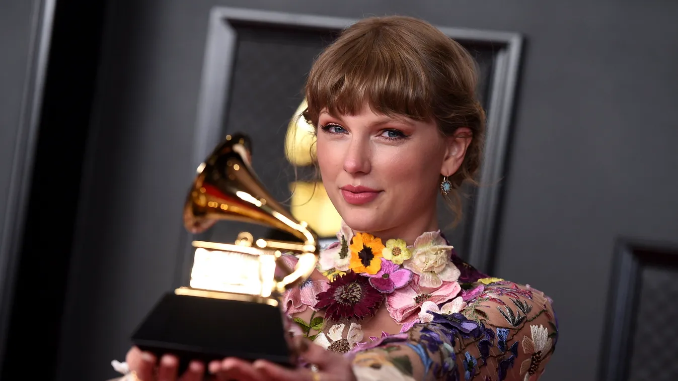 63. Grammy-díjátadó gála 2021.  SWIFT, Taylor 