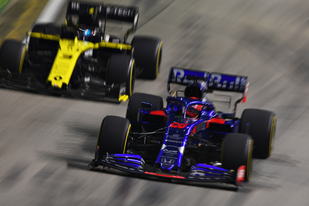 Forma-1, Danyiil Kvjat, Daniel Ricciardo, Szingapúri Nagydíj 