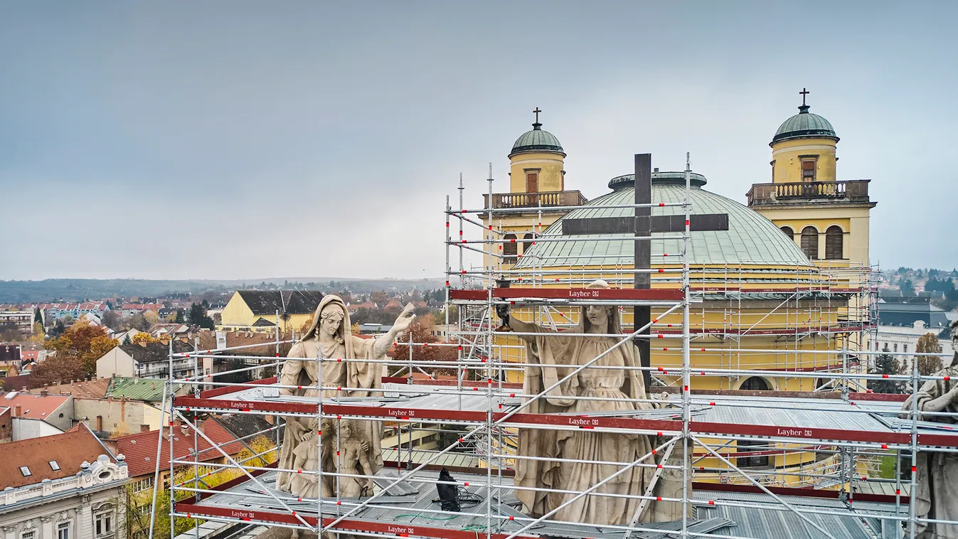Látványosan halad az Egri Bazilika felújítása, Egri Bazilika, Layher Kft., 2021 