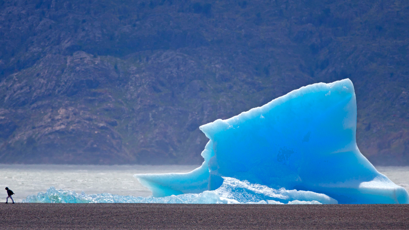 Antarktisz, olvadó jégtakaró, tengerszint emelkedés, globális felmelegedés, leszakadt jéghegy Patagóniában 