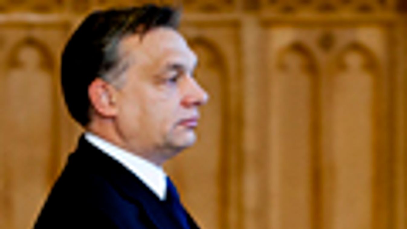 köztársasági elnöki hivatal, Orbán Viktor szakszervezetekkel és munkaadókkal tárgyalt a parlamentben 2011.12.22-én