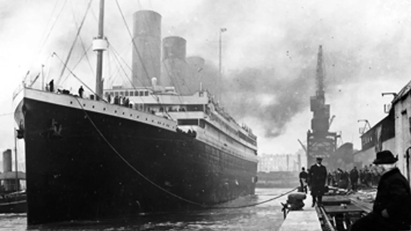 A Titanic Southampton kikötőjében 1912 áprilisában