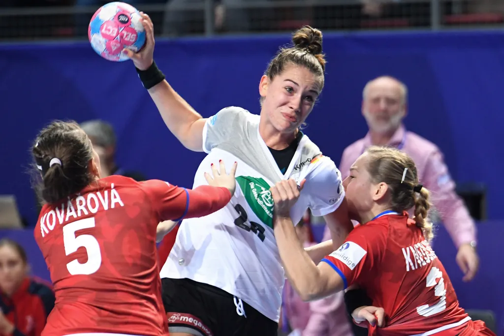 handball Horizontal, Emily Bölk 