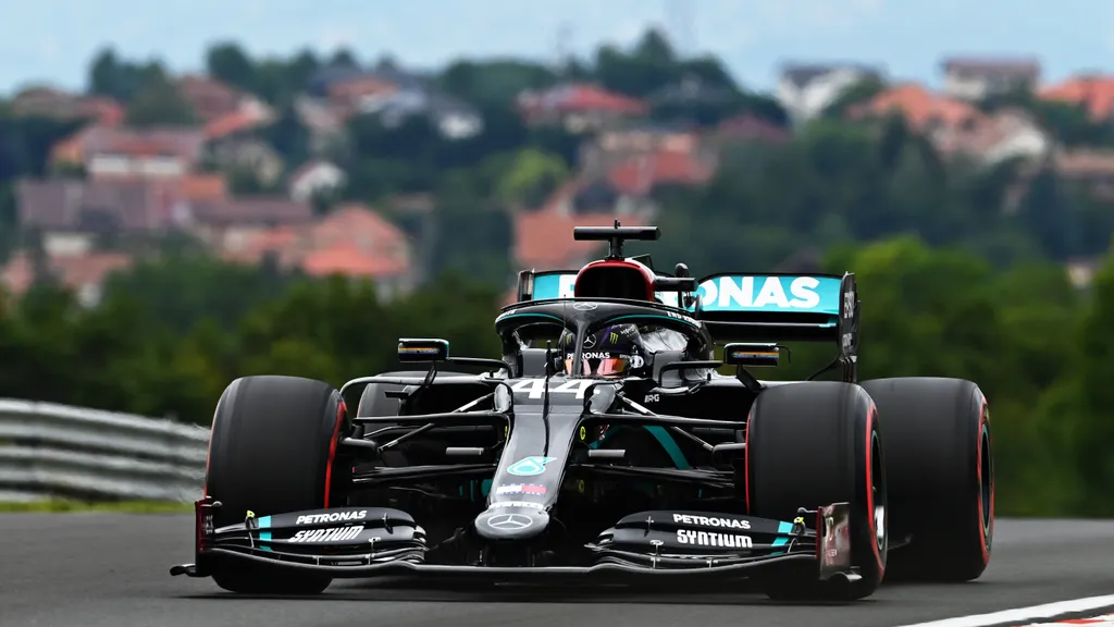 Forma-1, Lewis Hamilton, Mercedes, Magyar Nagydíj 2020, péntek 