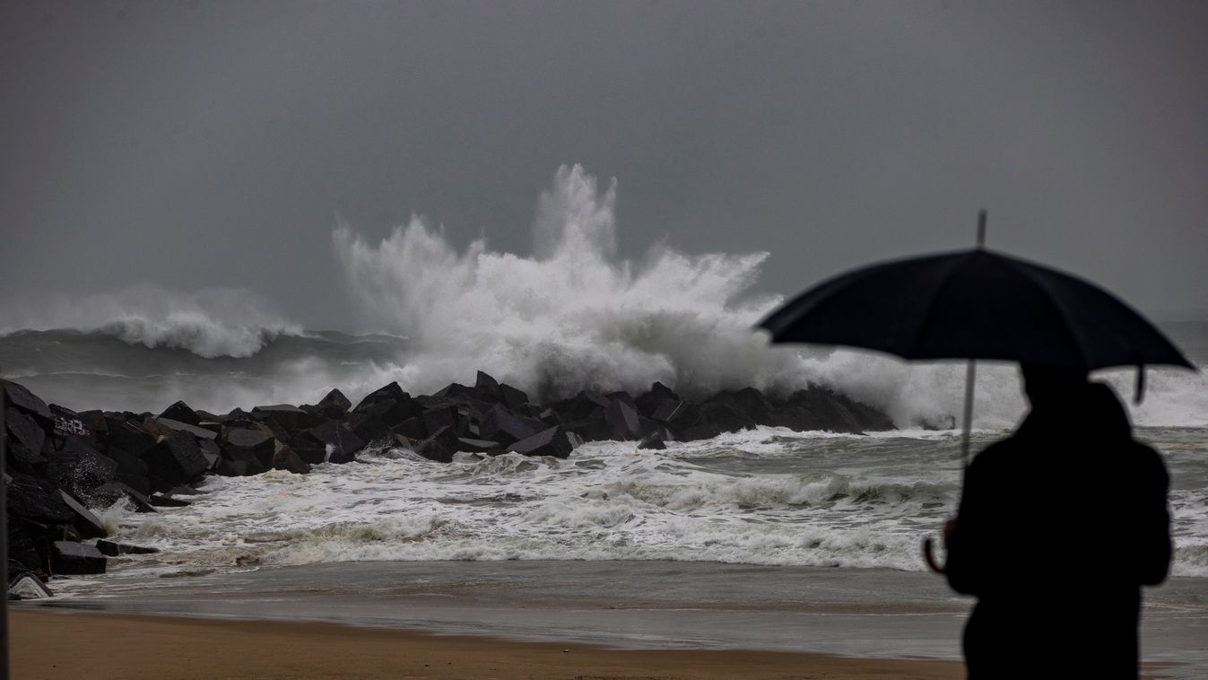 esernyő hullám ÖLTÖZÉK KIEGÉSZÍTŐ TÁJ tenger tengerpart 