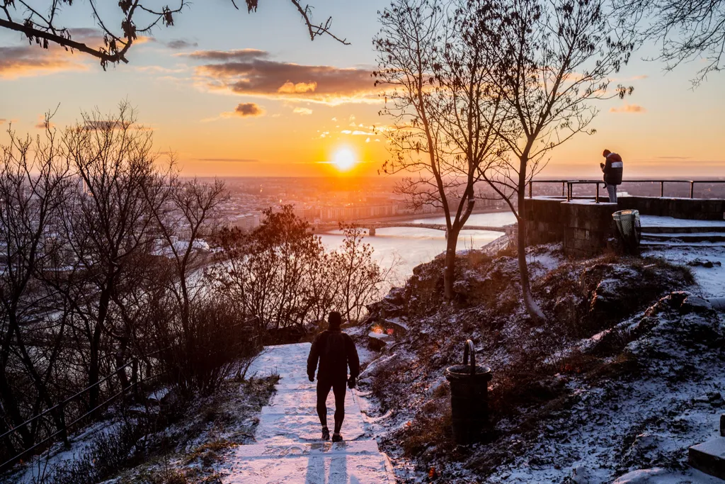 Budapest Gellért-hegy hó havazás tél
napfelkelte időjárás január 