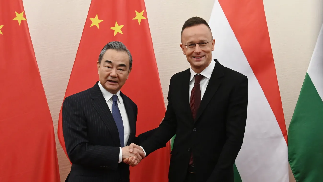 SZIJJÁRTÓ Péter; VANG Ji 