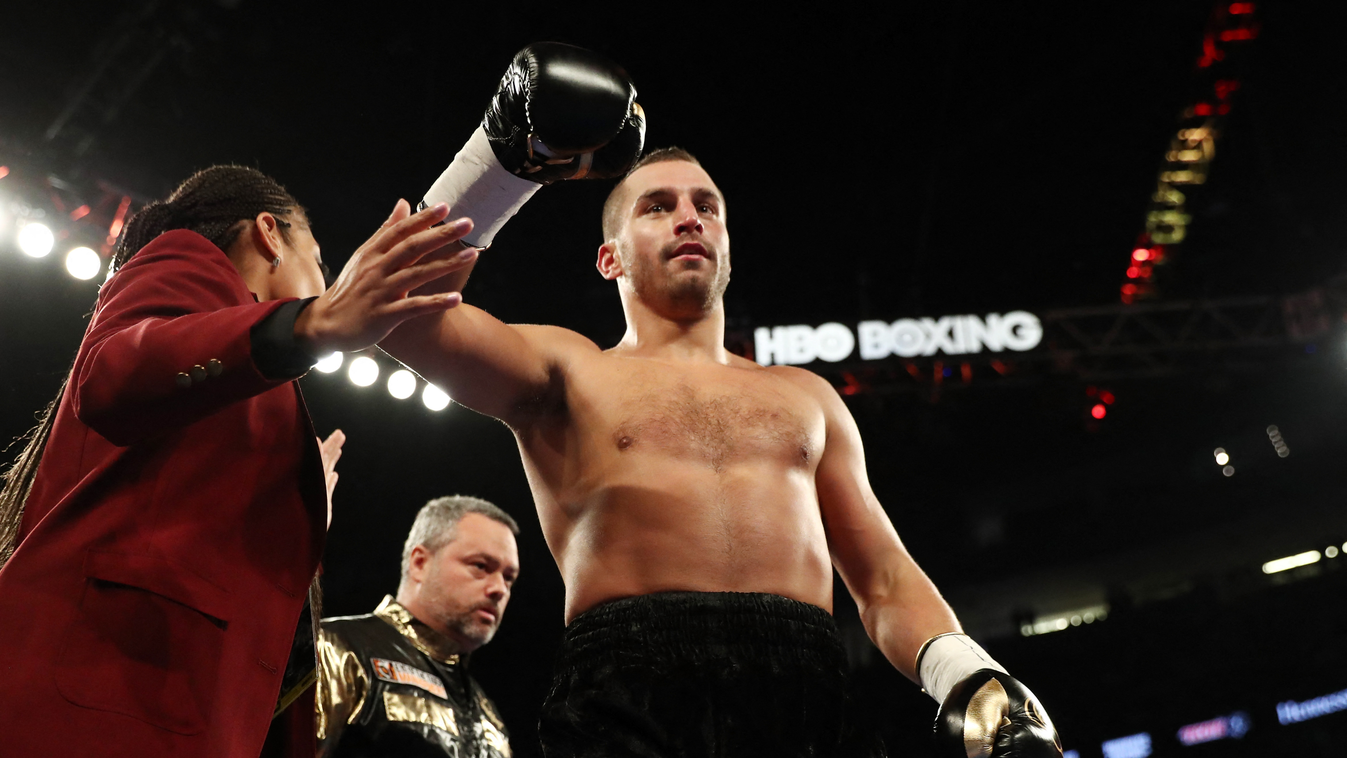 David Lemieux v Gary O'Sullivan GettyImageRank2 Boxing - Sport USA Nevada Las Vegas Fighting Knocking Photography Competition Round Middleweight Golden Boy Promotions Gary O'Sullivan PersonalityInQueue T-Mobile Arena - Las Vegas FeedRouted_NorthAmerica Da