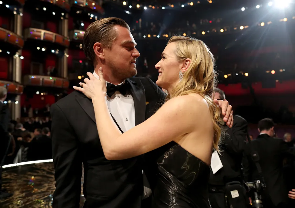 Az Oscar-gálák legemlékezetesebb pillanatai, Leonardo DiCaprio, Kate Winslet 