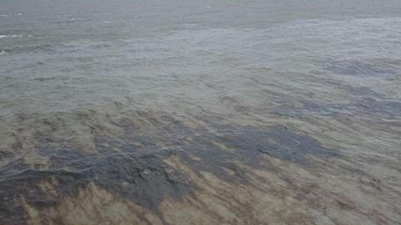 Felvétel az olajszennyeződésről a Mexikói-öbölben 