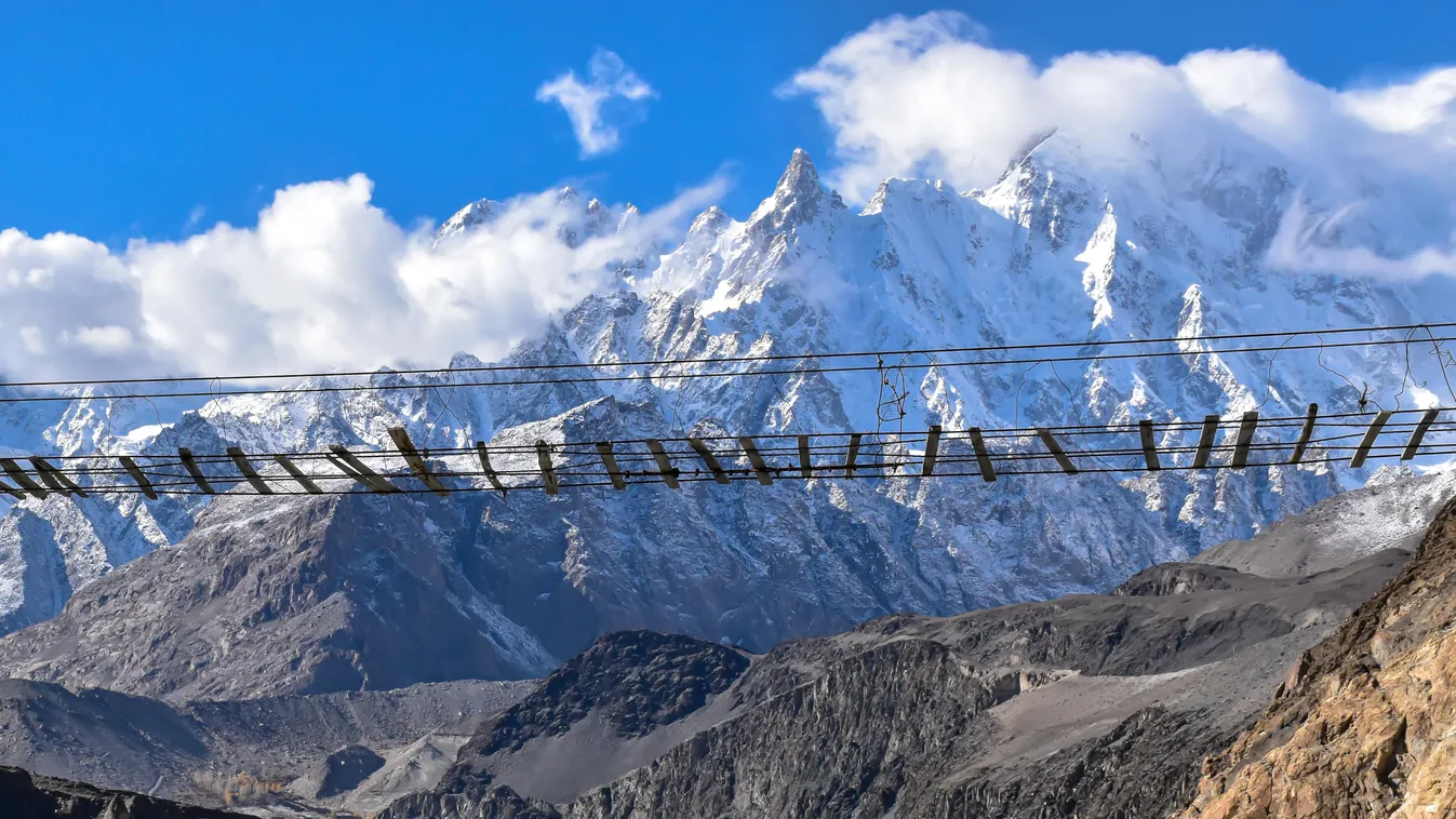 Passu Bridge 