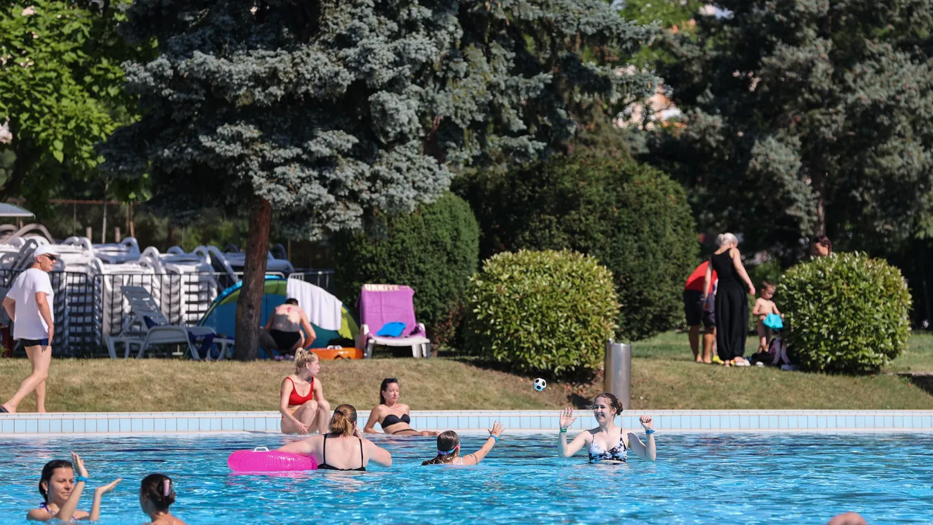 Hőség Forróság Nyár Kánikula Budapest Palatinus Strand Margit-sziget 