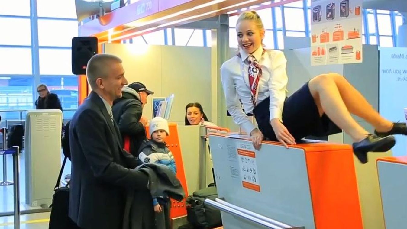 A LOT Varsóban Mamma Miával ünnepelte a félmilliomodik Dreamliner-utast 
