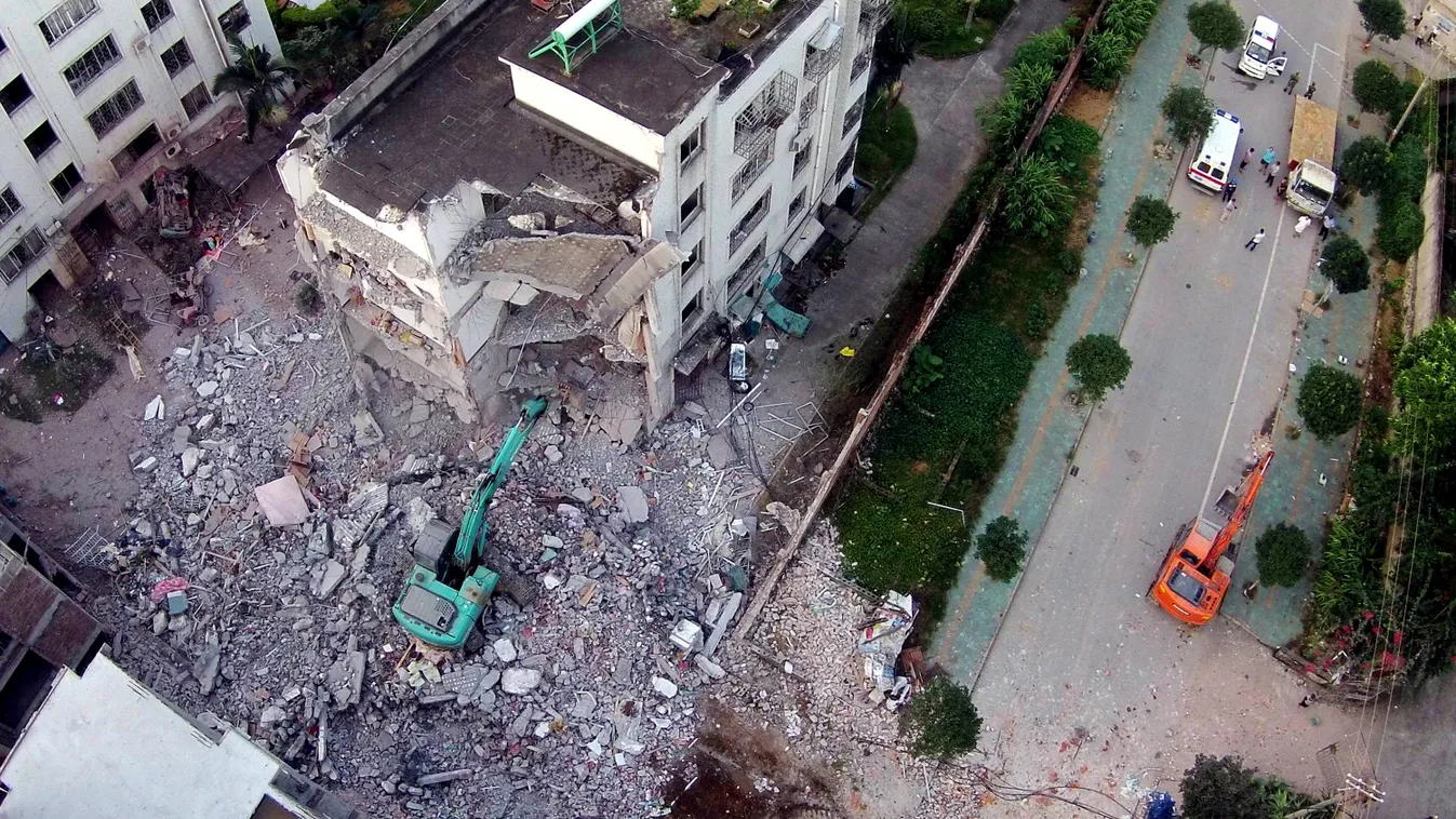 A damaged building is seen a day after a series of blasts in Liucheng county in Liuzhou, south China's Guangxi province on October 1, 2015. Seven people were killed on September 30 when 15 letter bombs exploded in southern China, state media said, with bl