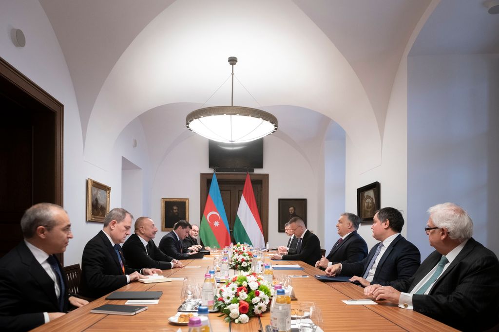 NAGY Márton; ALIYEV, Ilham; SZIJJÁRTÓ Péter; ORBÁN Viktor, Orbán Viktor fogadta Azerbajdzsán köztársasági elnökét 