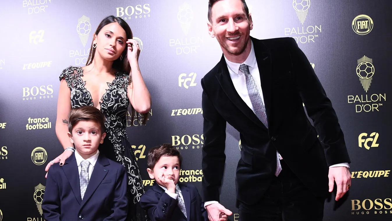 fbl TOPSHOTS Horizontal GOLDEN BALL AWARD SPORTS AWARD AMERICAN SHOT FAMILY, Lionel Messi, család 