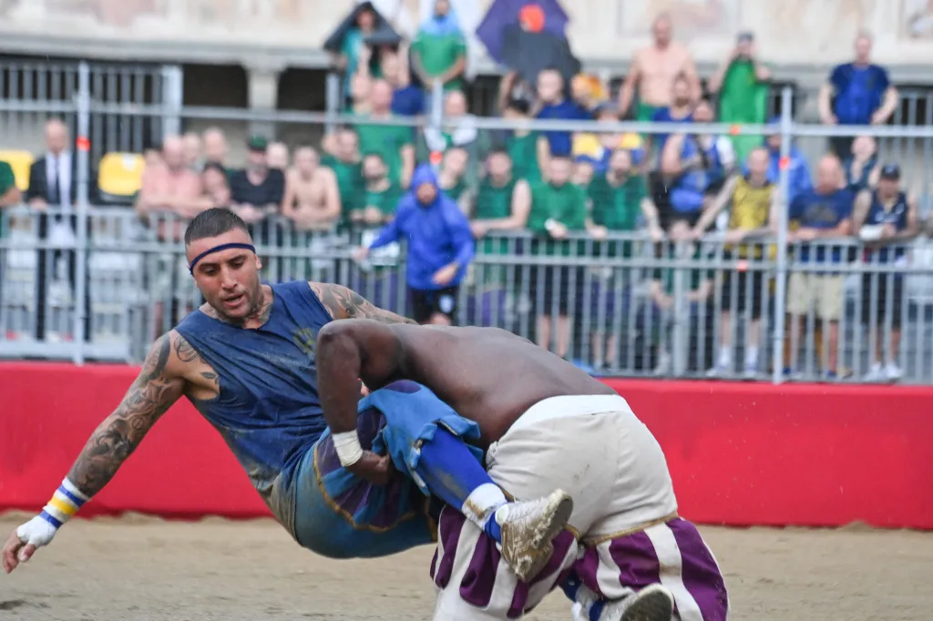 Calcio Storico Fiorentino, sport, történelmi, hagyományőrző, brutális, firenze, játék, küzdelem, labdajáték 