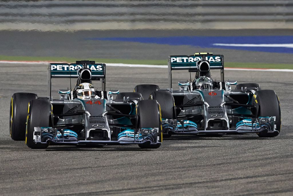 A két Mercedes csatája Bahreinben kihasználta a pálya minden centiméterét, de egyik versenyző sem panaszkodott, hogy a másik átlépte a sportszerűség határát 