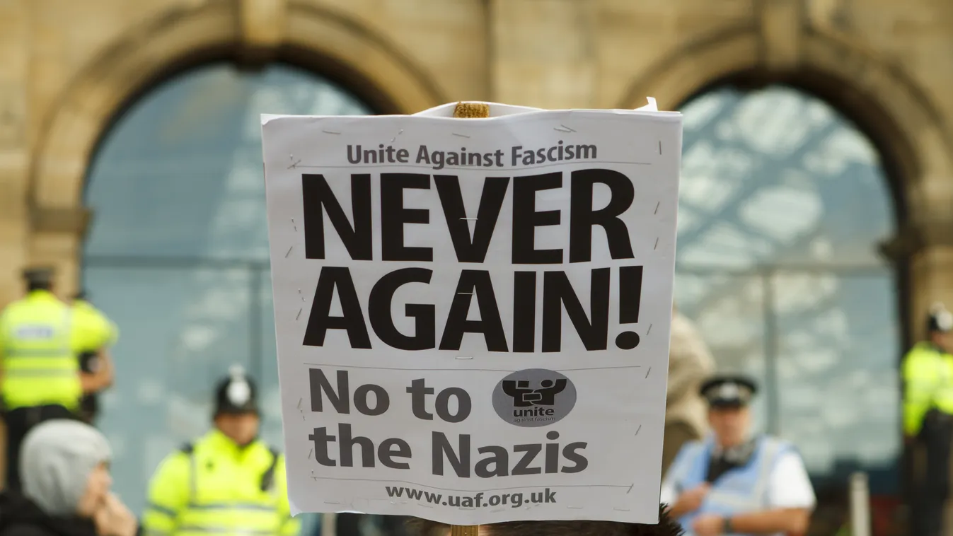 Liverpool: Anti-fascists stage peaceful protest Newzulu Citizenside Christopher White liverpool united kingdom ANTI-FASCIST FASCIST NAZI march DEMONSTRATION protestors police bobbies lime street great britain national action RACISM FASCISM SQUARE FORMAT 