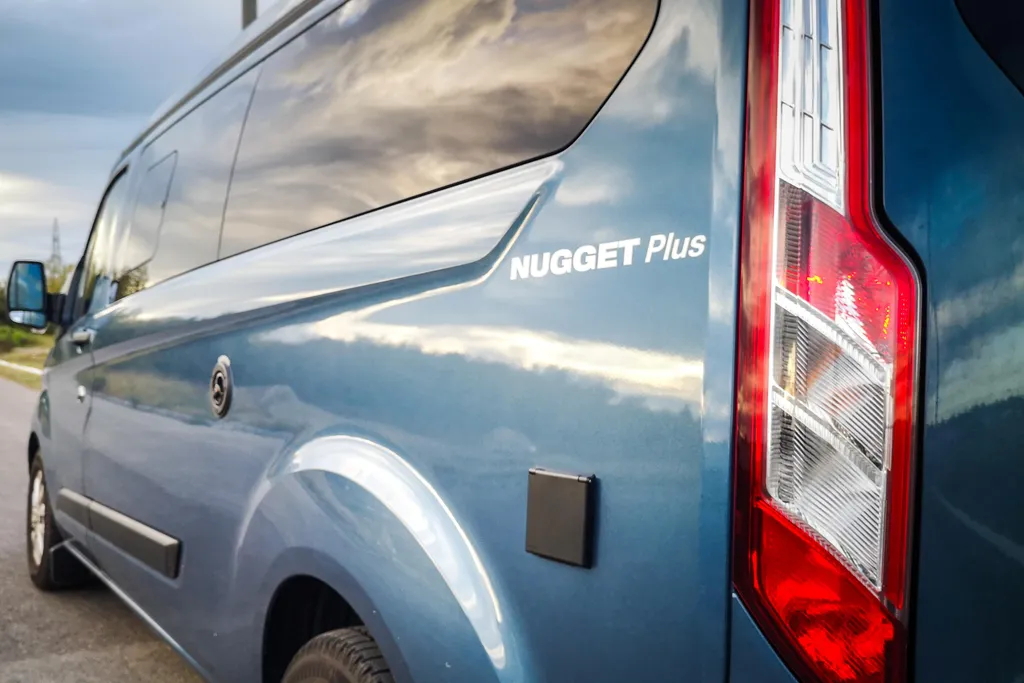 Ford Transit Nugget, autó 
