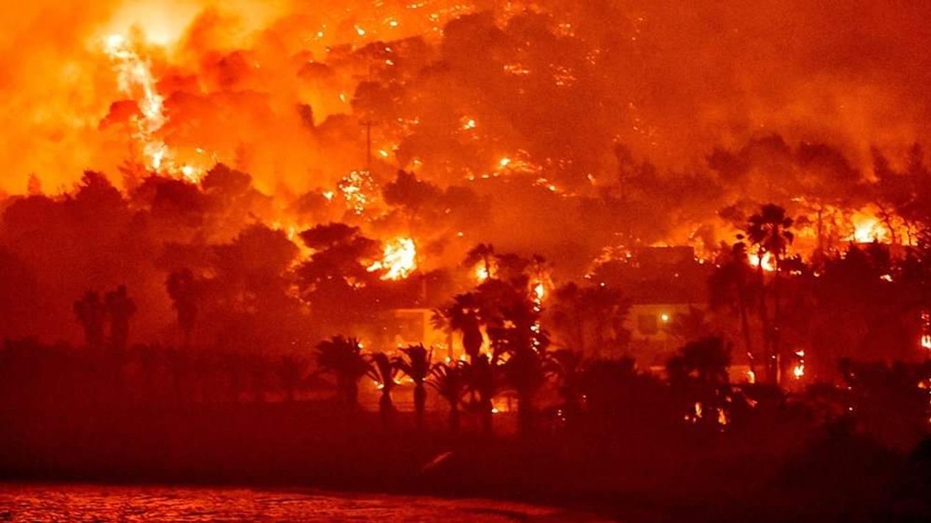 Görögország, tűz, erdőtűz, Loutraki 