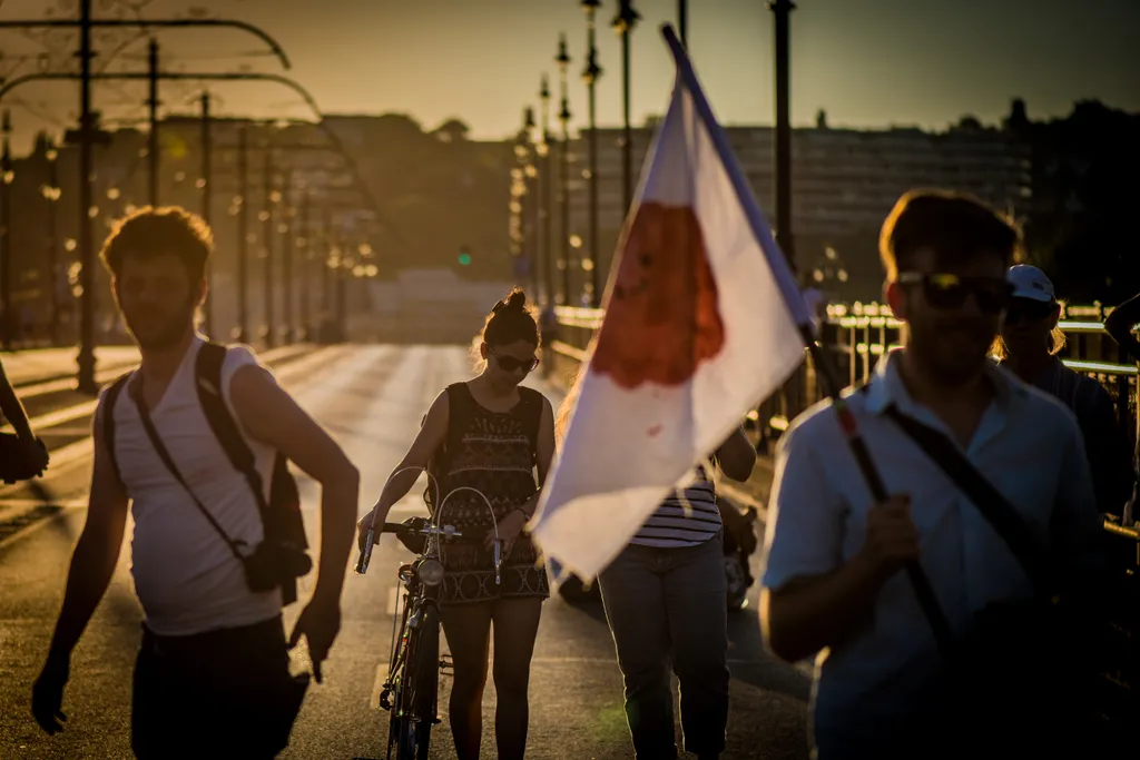 Margit híd pesti hídfő, tüntetés, 2022.07.25. 