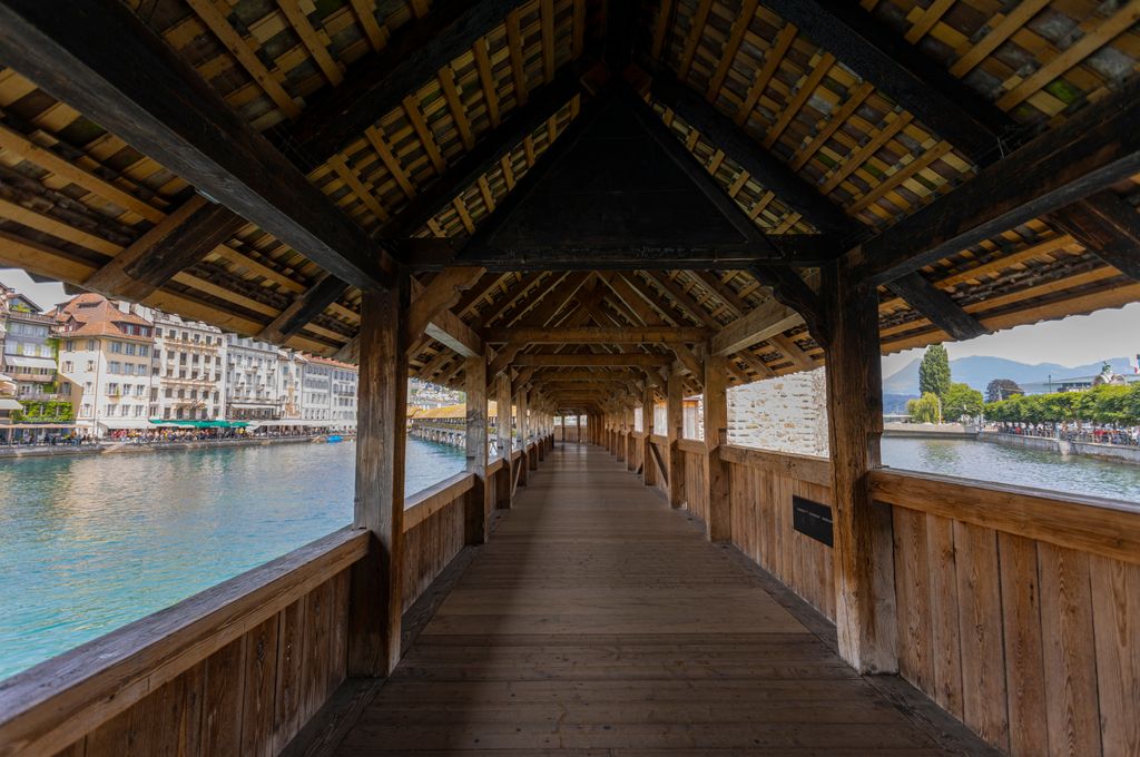 Kapellbrücke: képeken Európa legrégebbi fahídja, galéria, 2023 
