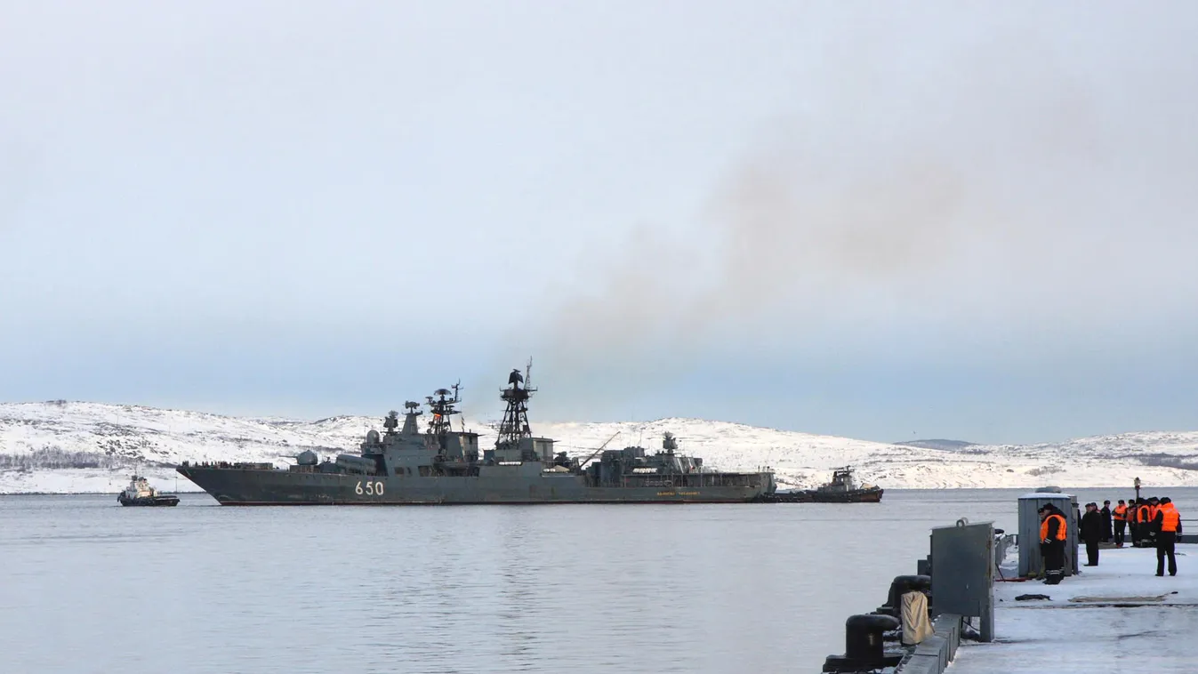 Russia's Northern Fleet warships return to Severomorsk HORIZONTAL,

Orosz flotta 