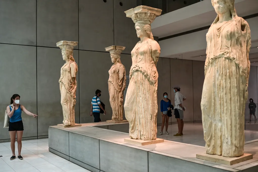Görögországban elindul a turisztikai szezon galéria 