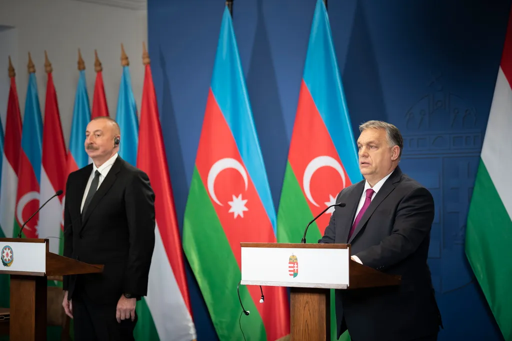ALIYEV, Ilham; ORBÁN Viktor, Orbán Viktor fogadta Azerbajdzsán köztársasági elnökét 